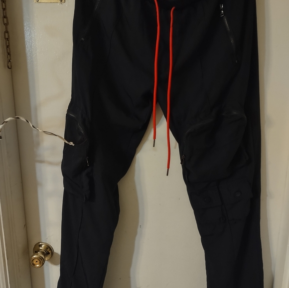 Men Black and light blue boohoo Cargo pants available. expandable Size 34-38 - Picture 6 of 10